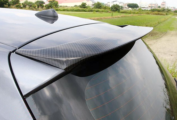 M Style Real Carbon Fiber rear roof lip spoiler for BMW 1-Series E87 E81 04-2011