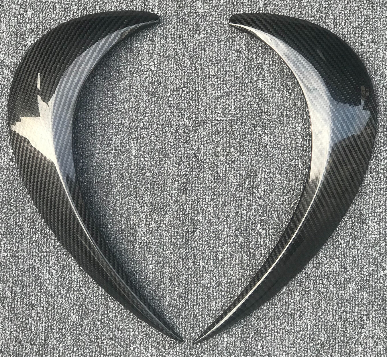 Real Carbon Fiber Headlight Eyebrows Eyelid Cover For VW Volkswagen Beetle 12-18