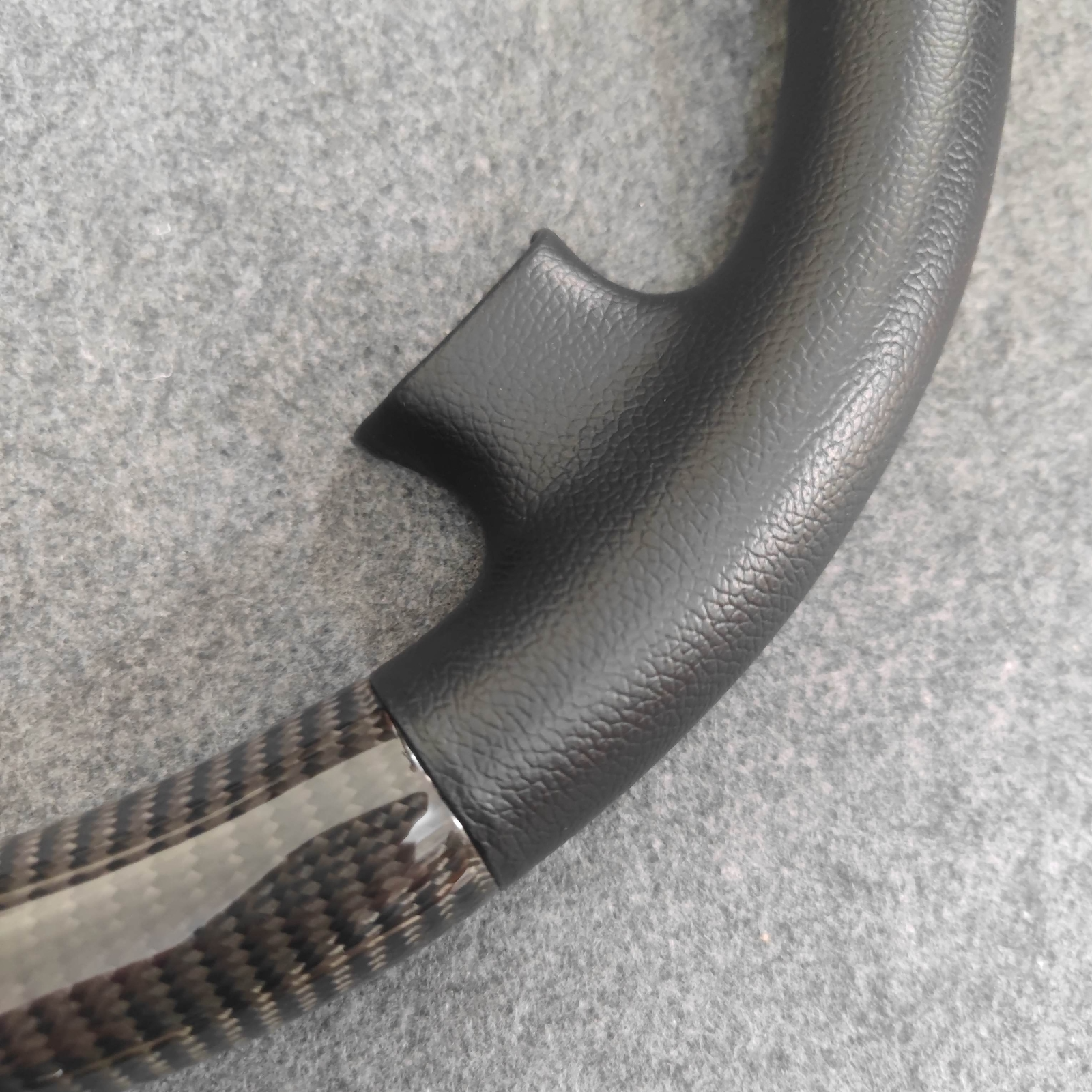 Carbon fiber with genuine leather steering wheel cover for BENZ SLK C208 2007UP