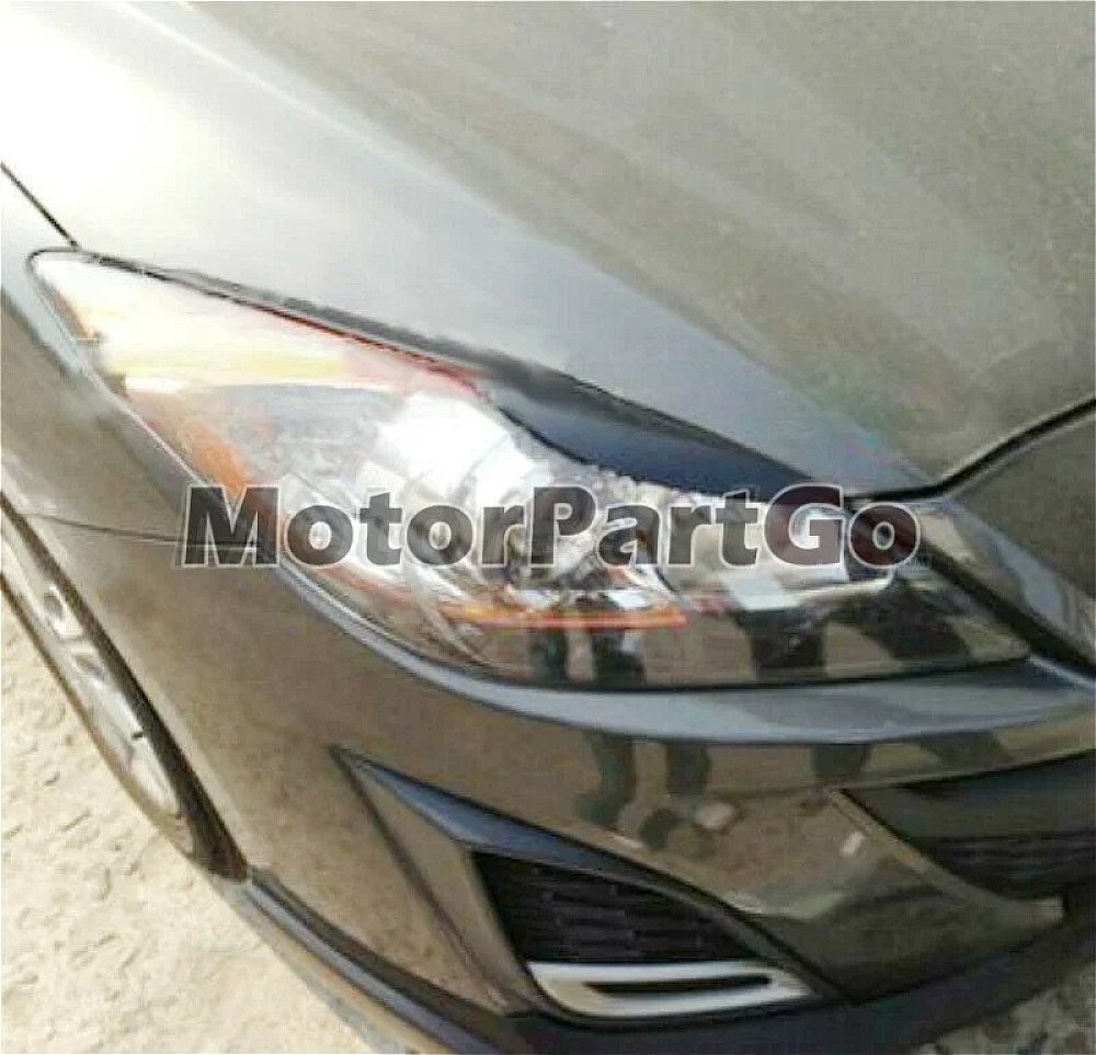 Real Carbon Fiber Head light Eyelid Eyebrow Cover Trim 1pair for Mazda 3  2010-2013  T191